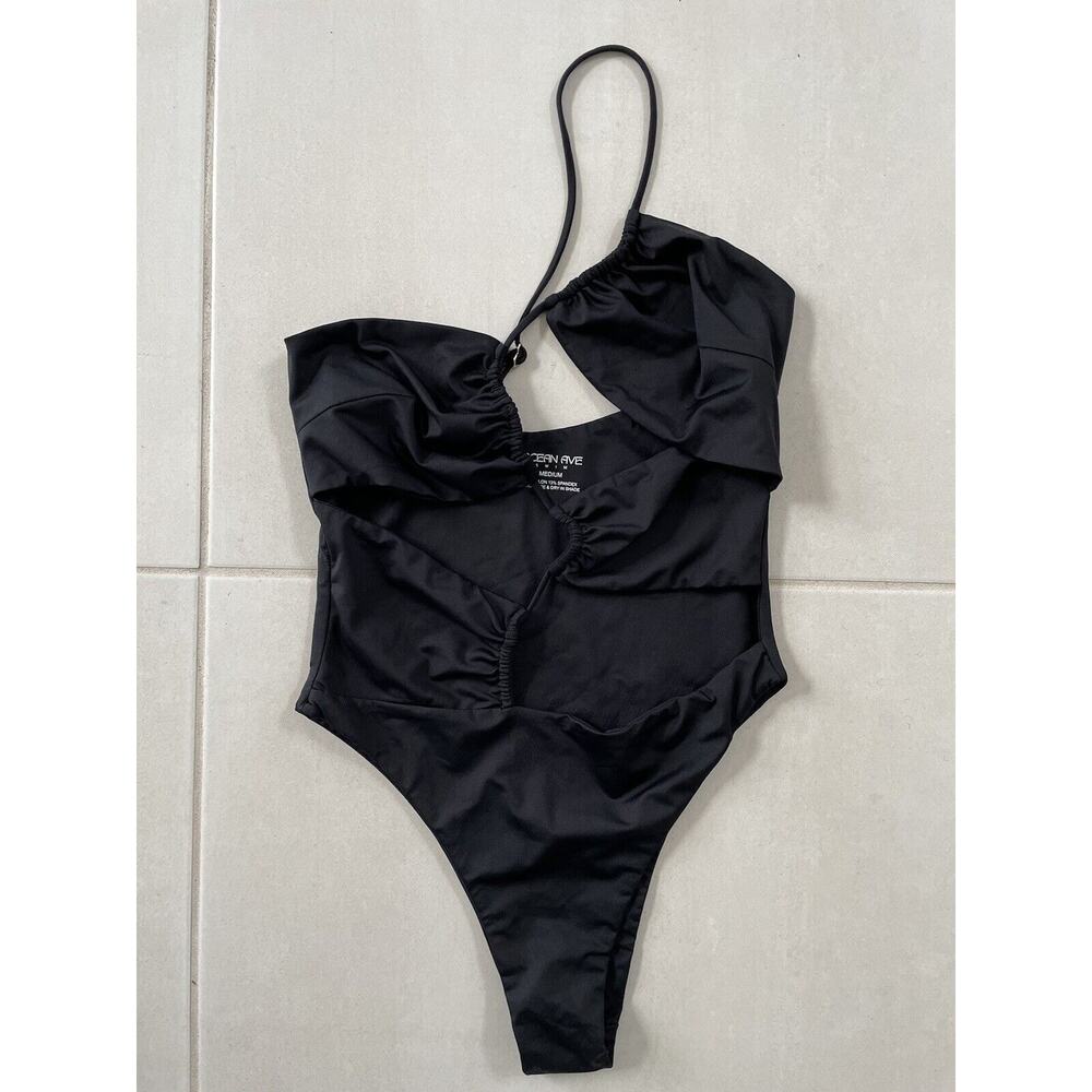Ocean Avenue Riot Swim One Piece Swimsuit Biscayne NWOT
